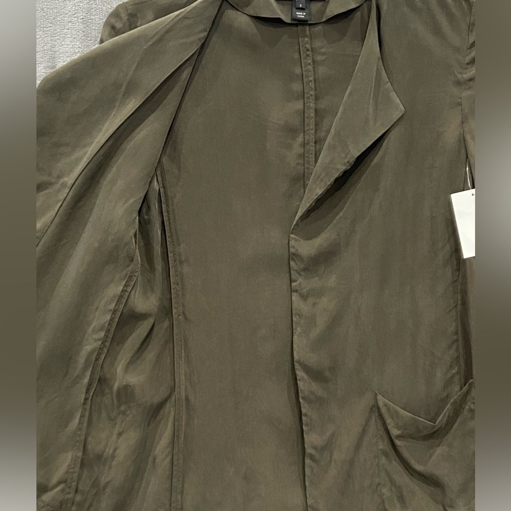 St. John Collection Sandwashed Cupro Olive Green Jacket Women’s Size Small NWOT - Picture 2 of 6